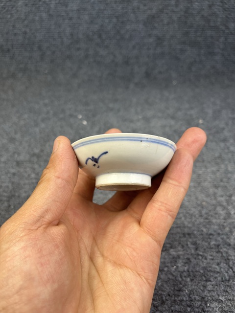 古玩陶瓷青花西番蓮煙碟拍賣，當前價格0元