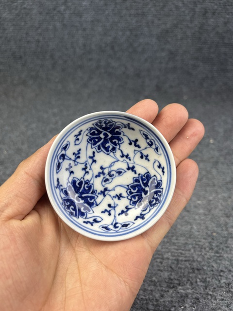古玩陶瓷青花西番蓮煙碟拍賣,當前價格299元