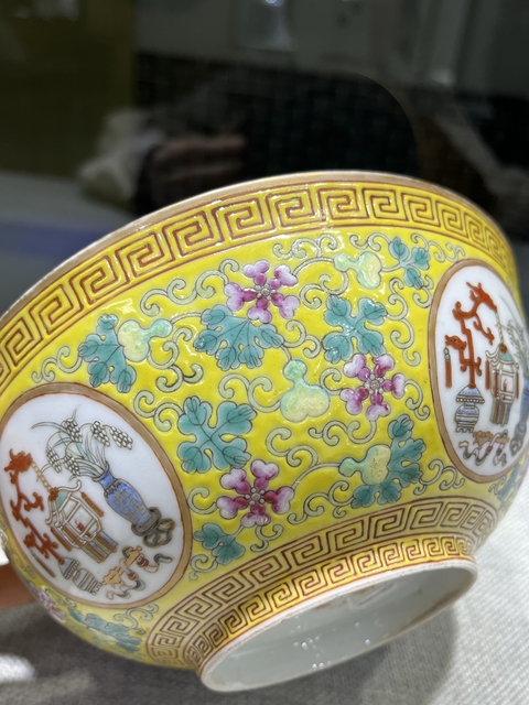 古玩陶瓷歲朝清供粉彩碗真品鑒賞圖