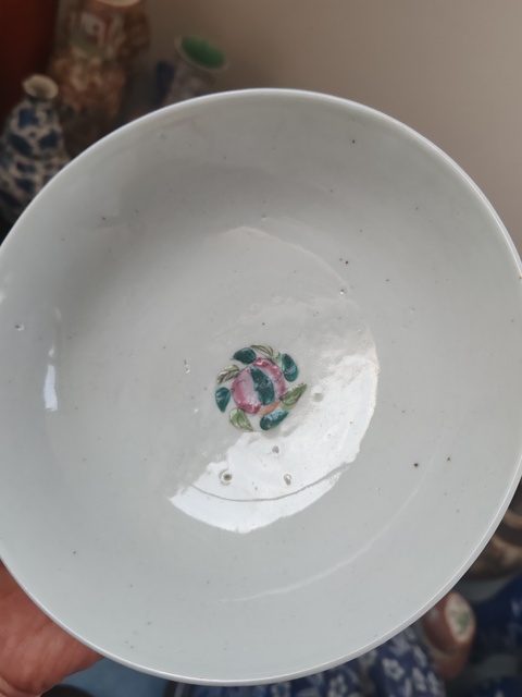 古玩陶瓷清晚期粉彩花卉喜字紋碗拍賣，當前價格780元