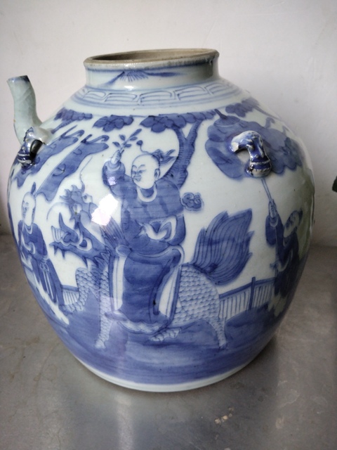 古玩陶瓷青花壺真品鑒賞圖