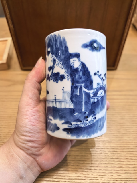 古玩陶瓷晚清青花攜琴訪友圖筆筒拍賣,當(dāng)前價格4999元