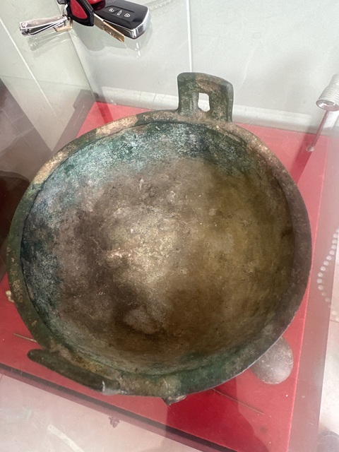 古玩銅器青銅三足鼎真品鑒賞圖