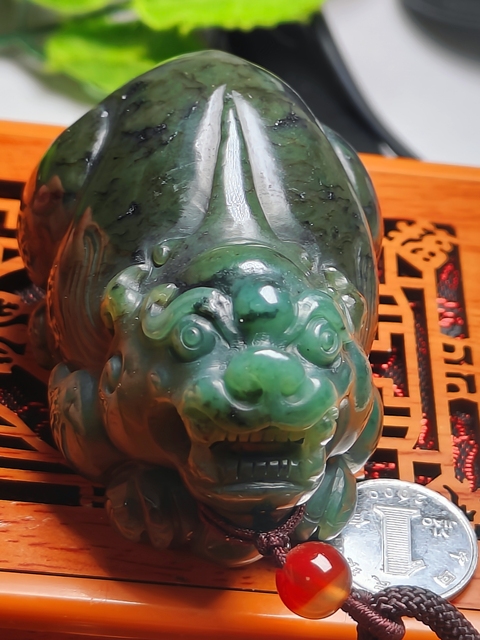 古玩玉器天然和田碧玉瑞獸把件(帶鑒定證書)拍賣,當(dāng)前價(jià)格1200元