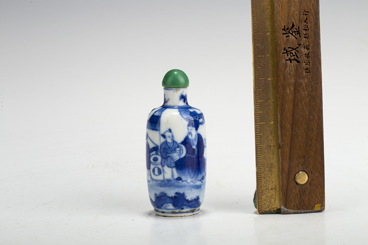 古玩陶瓷晚清·青花教子圖鼻煙壺拍賣，當前價格258元