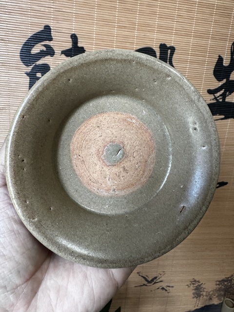 古玩陶瓷龍泉青瓷盤拍賣,當前價格1500元