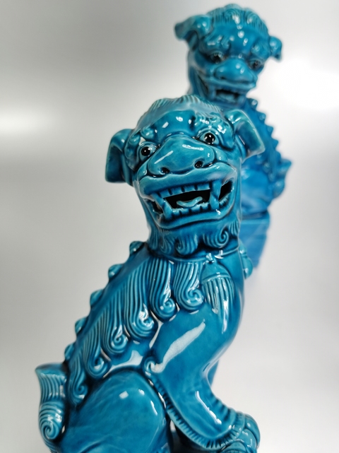 古玩陶瓷孔雀藍(lán)釉獅子擺件拍賣(mài)，當(dāng)前價(jià)格999元