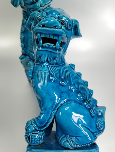 古玩陶瓷孔雀藍(lán)釉獅子擺件拍賣(mài)，當(dāng)前價(jià)格999元