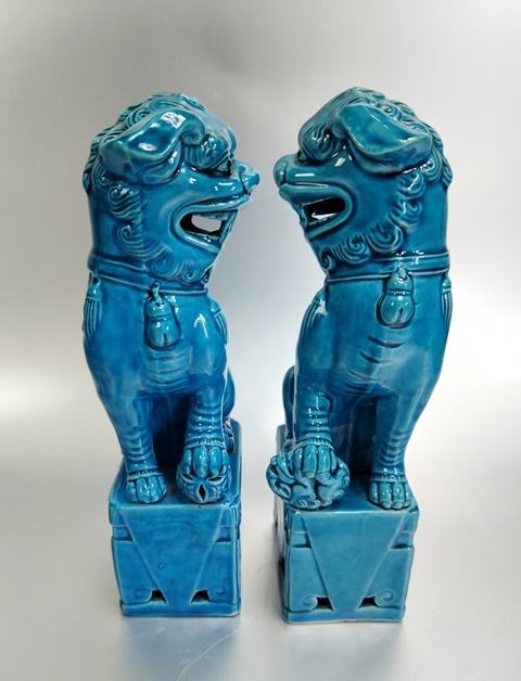 古玩陶瓷孔雀藍(lán)釉獅子擺件拍賣(mài)，當(dāng)前價(jià)格999元