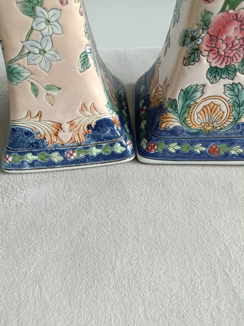 古玩陶瓷彩繪花卉紋燭臺拍賣,當前價格158元