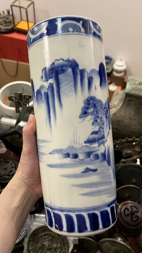 古玩陶瓷民國山水紋青花帽筒拍賣,當前價格1399元
