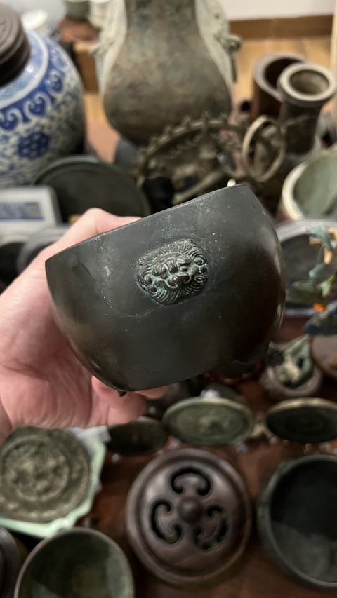 古玩雜項清末民初·銅獅耳香爐真品鑒賞圖