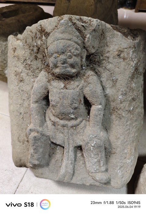 古玩雜項石雕人像真品鑒賞圖