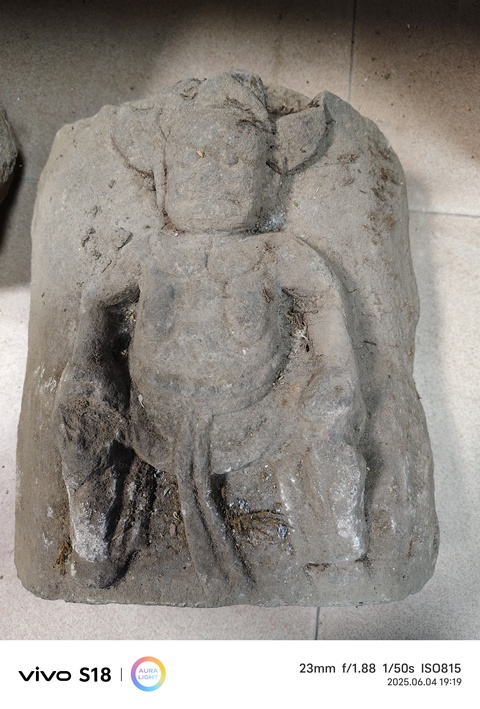 古玩雜項石雕人像真品鑒賞圖