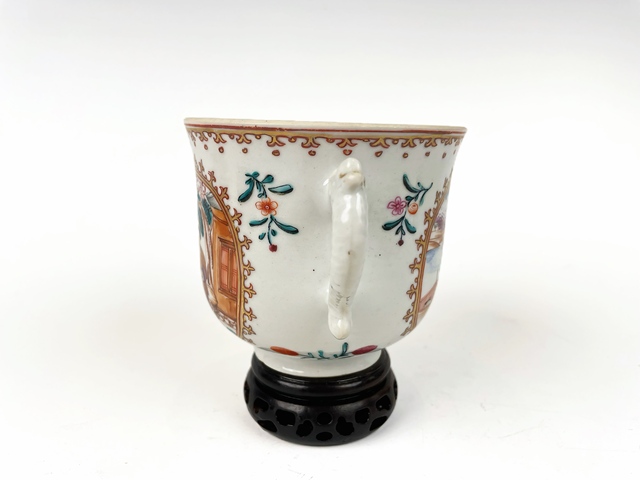 古玩陶瓷清乾隆·廣彩人物開窗雙龍耳杯真品鑒賞圖