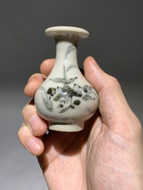 古玩陶瓷【清早】青花花卉紋玉壺春瓶【有瓶中皇后的美稱】拍賣,當前價格0元