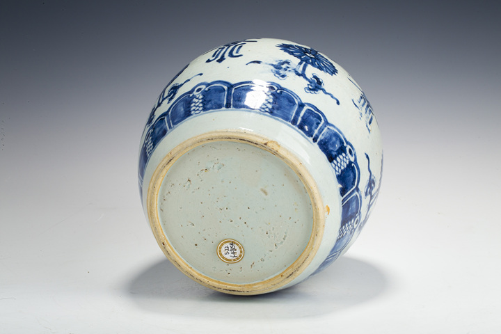 古玩陶瓷清早·青花花間壽字紋罐真品鑒賞圖