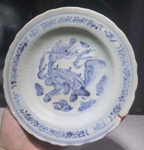 古玩陶瓷麒麟望月青花盤真品鑒賞圖