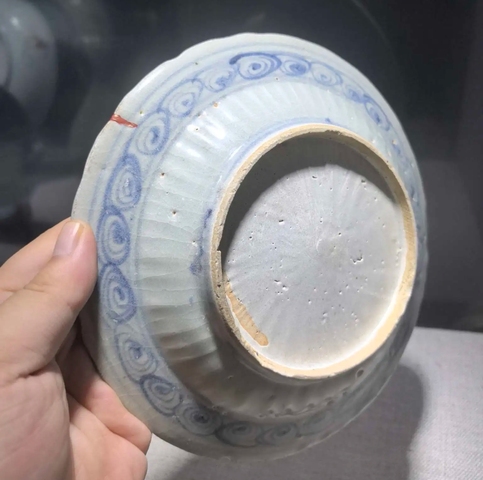 古玩陶瓷麒麟望月青花盤真品鑒賞圖
