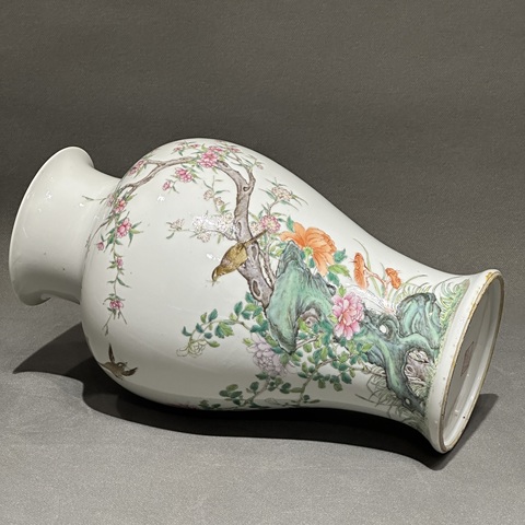 古玩陶瓷粉彩花鳥(niǎo)紋觀音瓶真品鑒賞圖