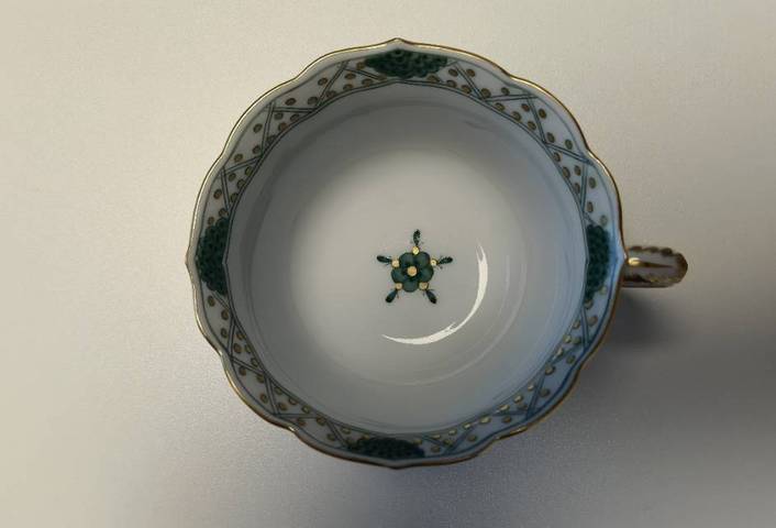 古玩陶瓷彩繪蓋碗真品鑒賞圖