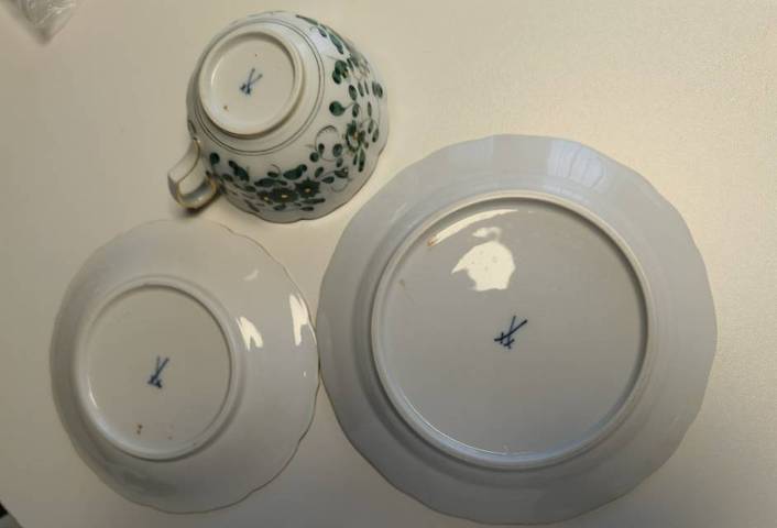 古玩陶瓷彩繪蓋碗真品鑒賞圖