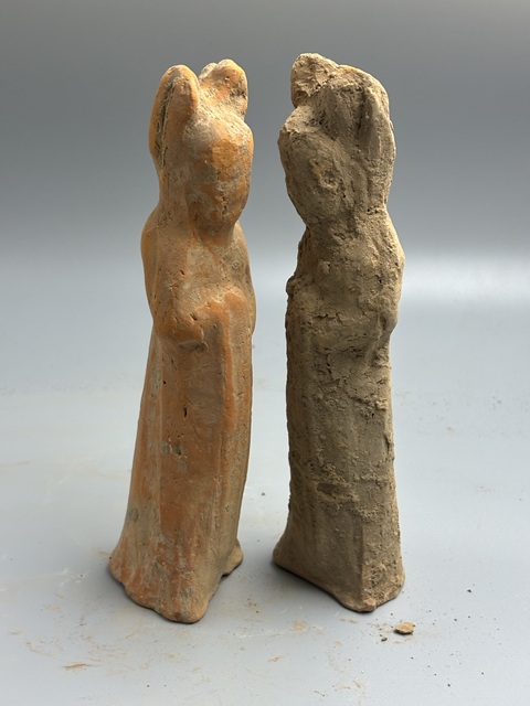 古玩陶瓷兩個小丫鬟真品鑒賞圖