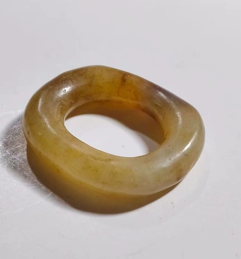 古玩玉器和田玉環(huán)真品鑒賞圖
