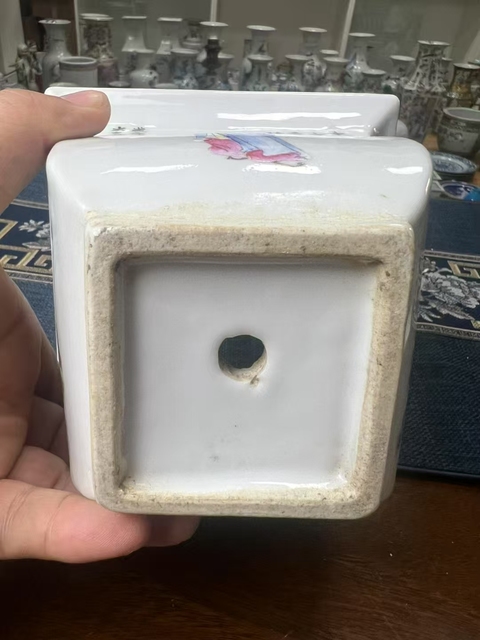古玩陶瓷粉彩無雙譜人物花盆真品鑒賞圖