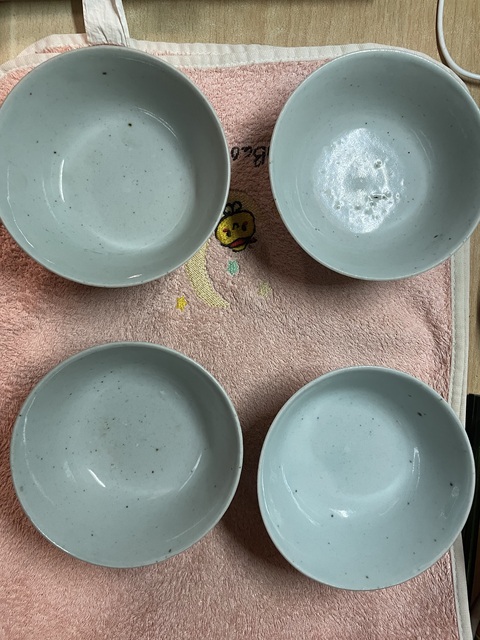 古玩陶瓷豆青釉茶杯真品鑒賞圖