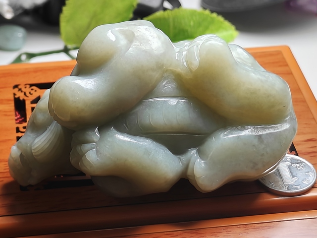 古玩玉器天然和田玉瑞獸題材把件擺件(帶和田玉鑒定證書)拍賣,當前價格1200元