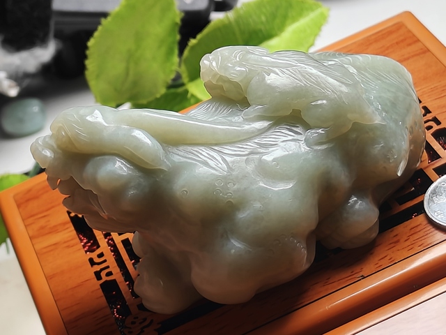 古玩玉器天然和田玉瑞獸題材把件擺件(帶和田玉鑒定證書)拍賣,當前價格1200元