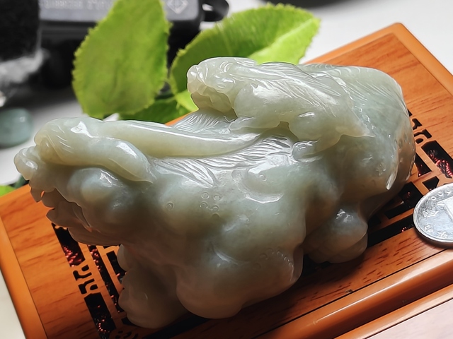 古玩玉器天然和田玉瑞獸題材把件擺件(帶和田玉鑒定證書)拍賣,當前價格1200元