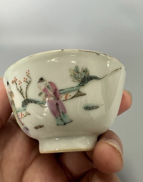 古玩陶瓷粉彩西廂記人物紋茶碗拍賣，當前價格1488元