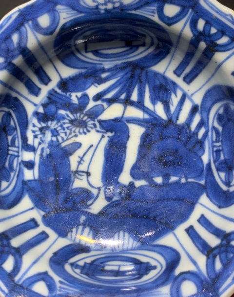 古玩陶瓷青花盤真品鑒賞圖