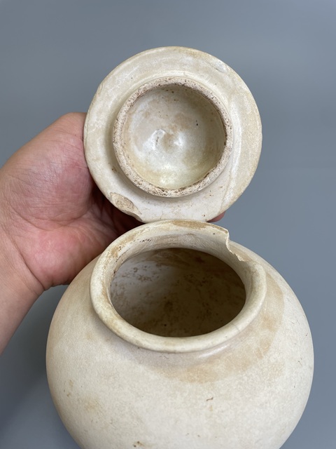 古玩陶瓷唐代 鞏縣窯萬年罐（國寶級）拍賣，當前價格2200元