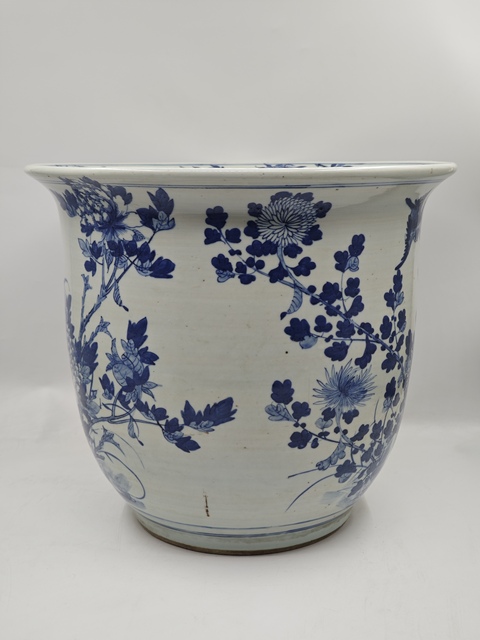 古玩陶瓷青花花鳥花卉紋花盆拍賣，當前價格9000元