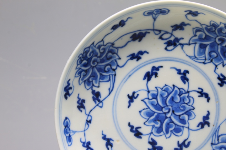 古玩陶瓷清光緒·青花纏枝寶相花卉紋盤拍賣，當前價格0元