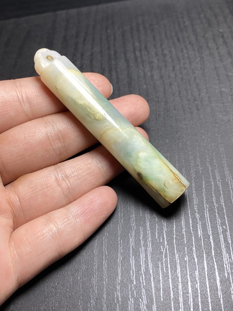 古玩玉器(放漏)清代翡翠雕“素紋翎管”拍賣,當前價格6500元
