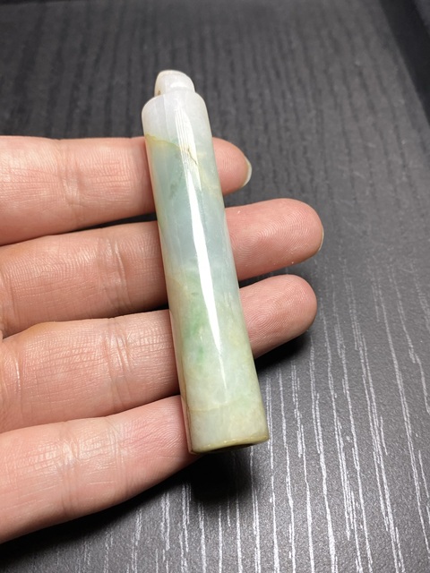 古玩玉器(放漏)清代翡翠雕“素紋翎管”拍賣,當前價格6500元