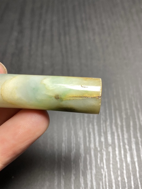 古玩玉器(放漏)清代翡翠雕“素紋翎管”拍賣,當前價格6500元