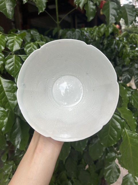 古玩陶瓷罕見南宋精品湖田窯五出筋刻花花口盞拍賣,當前價格9980元