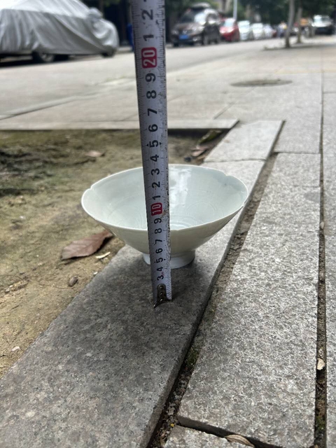 古玩陶瓷罕見南宋精品湖田窯五出筋刻花花口盞拍賣,當前價格9980元