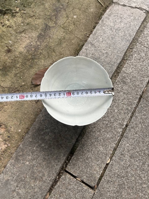 古玩陶瓷罕見南宋精品湖田窯五出筋刻花花口盞拍賣,當前價格9980元