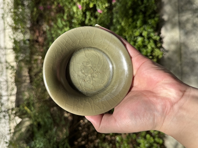 古玩陶瓷精品宋末元初龍泉青瓷鱔魚黃釉花卉折沿洗拍賣，當前價格1980元
