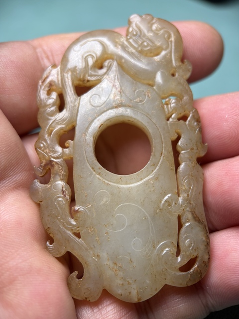 古玩玉器漢代龍鳳紋玉韘真品鑒賞圖