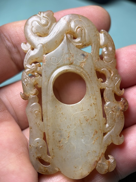 古玩玉器漢代龍鳳紋玉韘真品鑒賞圖