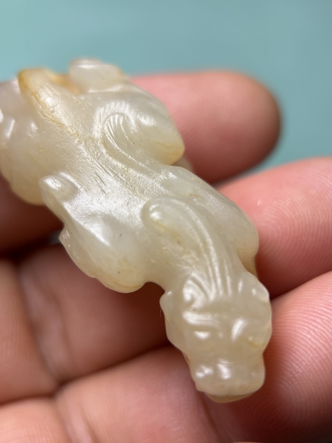 古玩玉器漢代白玉紅沁辟邪真品鑒賞圖