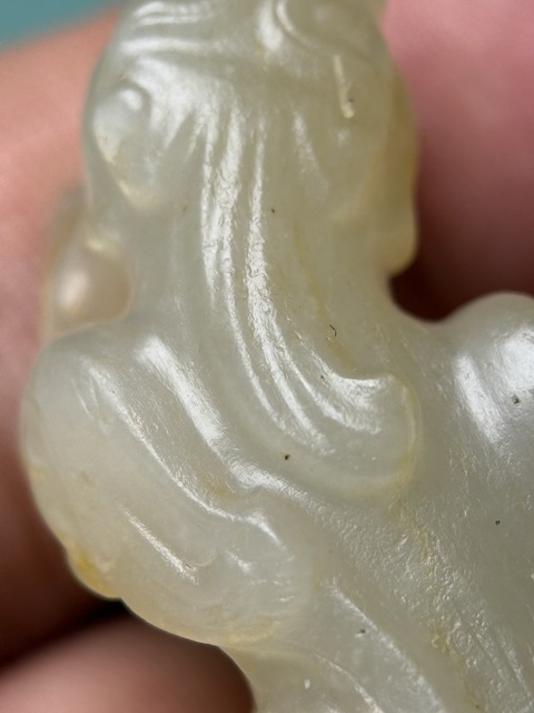 古玩玉器漢代白玉紅沁辟邪真品鑒賞圖