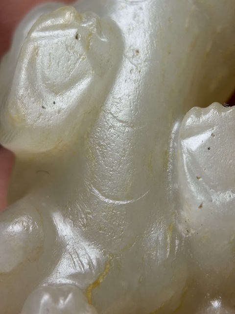古玩玉器漢代白玉紅沁辟邪真品鑒賞圖
